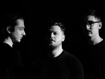 Alt J