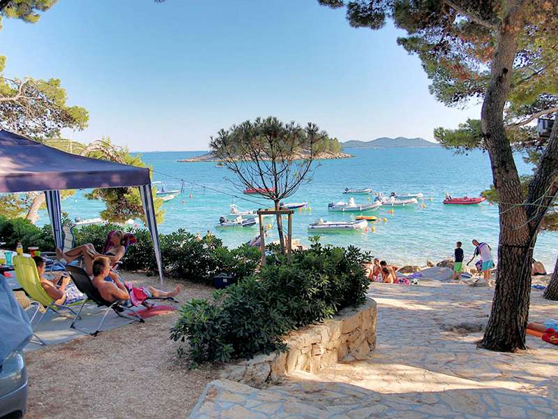 Camping Kozarica- stacaravans - Kroatië - Noord-Dalmatië - Pakostane