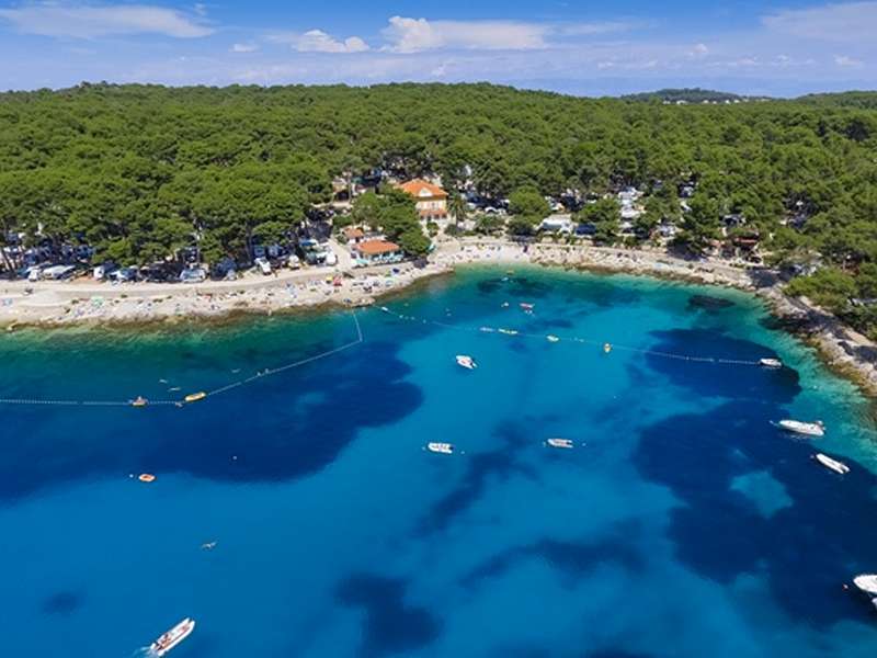 Camping Cikat - Eiland Losinj - Kroatië - Kvarner Baai - Mali Losinj
