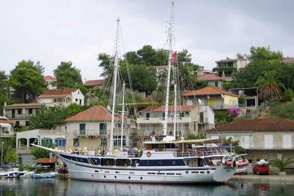 M/S KAPETAN KUKA – route R7