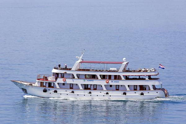 M/S VITA Yoga – route RY